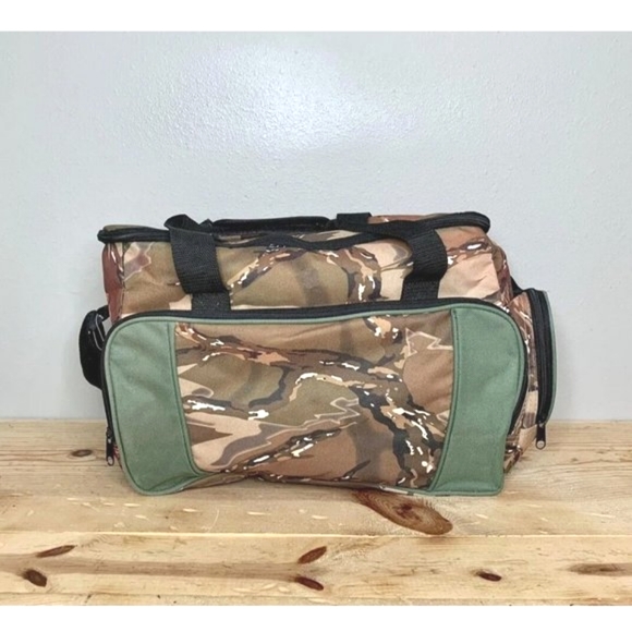 Unbranded Other - Camouflage Carry On Bag Lined 11x16 Shoulder Strap Handles Picnic Food Travel